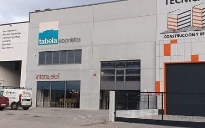 Nave industrial para taller de ebanistería